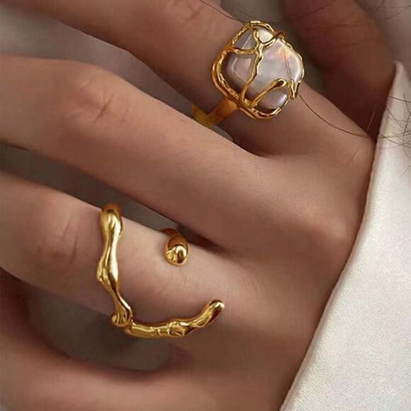 Free People Jewelry - boho pearl ring A530